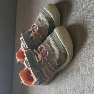 OshKosh B'Gosh boys size 12c